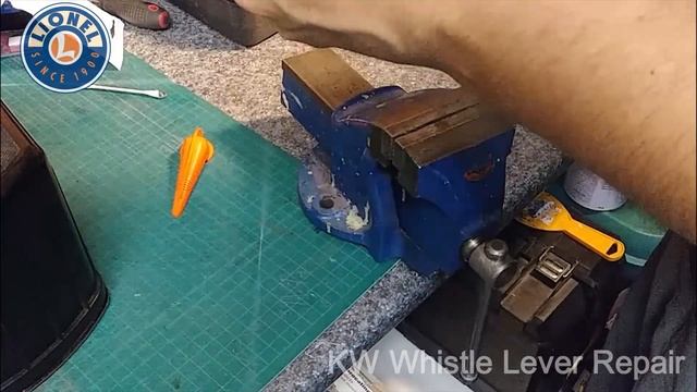 How to Fix Lionel KW Whistle Lever смотреть онлайн