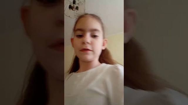 показываю как я одеваюсь в школу😁😁😁🙂🙂🙂 смотреть онлайн
