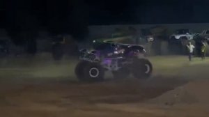 Monster Truck Эвансвилльское мероприятие Summer Smash  в Индиане, шоу 2