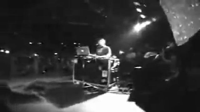 Travis Barker & DJ AM - Remix - Lollipop & A Milli смотреть онлайн
