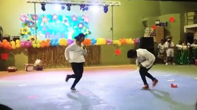 Cover corto no tan bien de pentagon y fake love смотреть онлайн