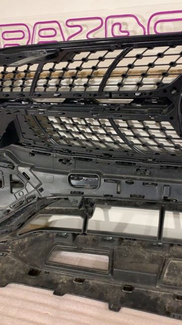 Бампер передний Mercedes-Benz GLC X253