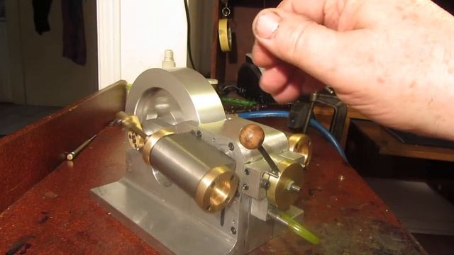 OSCILLATOR WITH REVERSING VALVE смотреть онлайн