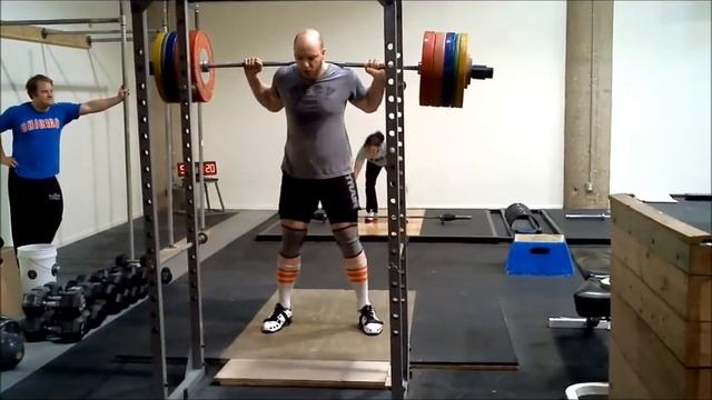 squat 216 kg / 476 lbs 4.28.2011 смотреть онлайн