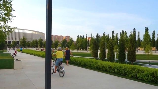 VLOG: КРАСНОДАРСКИЕ ПРОБКИ , будни дизайнера, приехала подруга смотреть онлайн
