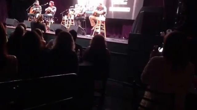 Miranda Lambert plays a chunk of "Love's Looking For You" in Boston at CMA Songwriters Series смотреть онлайн