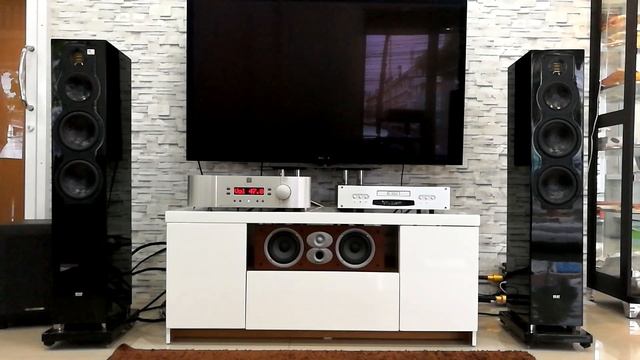 ELAC FS 249.3 + Moon I-7 RS смотреть онлайн
