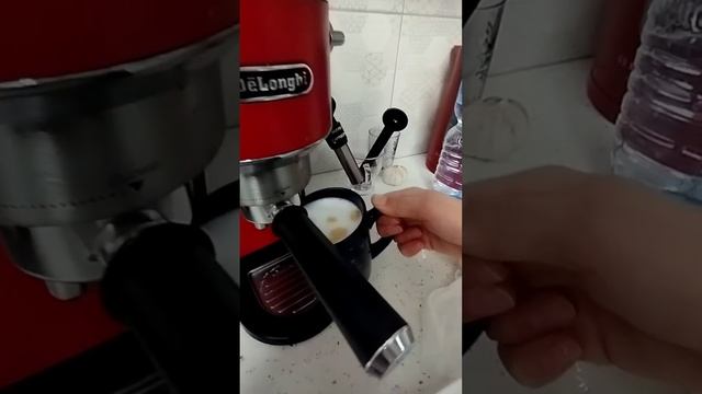 утро начинается с кофе