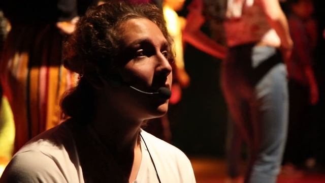 Gala Teatral en el Poli смотреть онлайн