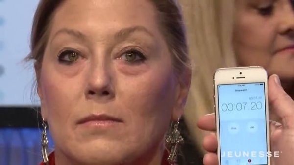 Разоблачение 'волшебного крема' Instantly Ageless™ by Jeunesse Global Live 1