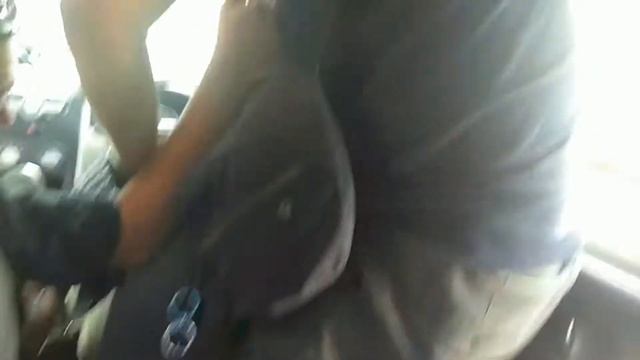 Karimun isi 7 Orang - Loading Small Car with 7 Passengers, Can't Breathe смотреть онлайн