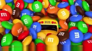 Детские песенки из Кокомелон «колеса автобуса»