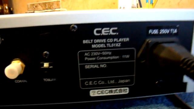 C.E.C. TL51XZ. (SM5865CM, CEC-Sanyo SF-P101N). Обзор CD проигрывателя. смотреть онлайн
