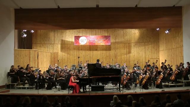 023_151026_mh_Брамс, Бетх-симф орк,фп_(26.10.2015) смотреть онлайн