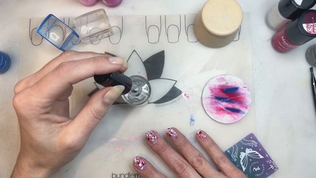 Easy-Peasy Terrazzo Nails for when you’re feeling lazy 😪 смотреть онлайн