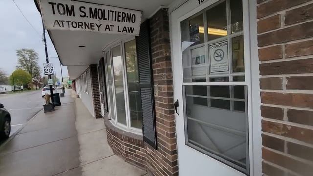 Fayette, Ohio, With BUTTHURT Town Workers & Chief Of Police PLAYS MUSIC