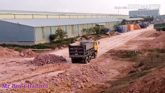 Ô tô tải đổ hàng, máy xúc làm việc, nhạc xuân thiếu nhi смотреть онлайн