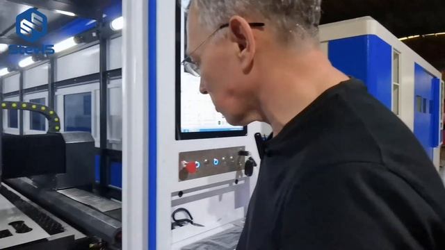 [SteviS Laser] Наш представитель в России представляет станки для лазерной резки металла смотреть онлайн