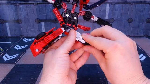 Transformers Masterpiece Road Rage MP-26 Takara Tomy смотреть онлайн