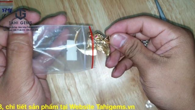 Mặt dây chuyền vàng chạm khắc thủ công | TahiGems - TahiPhạm смотреть онлайн