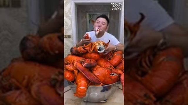 BIG GIANT LOBSTER! I CALLED IT MONSTER! смотреть онлайн