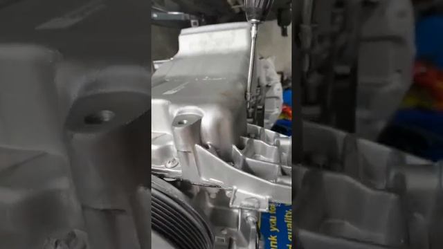 Mercedes 264 engine assembly process . смотреть онлайн