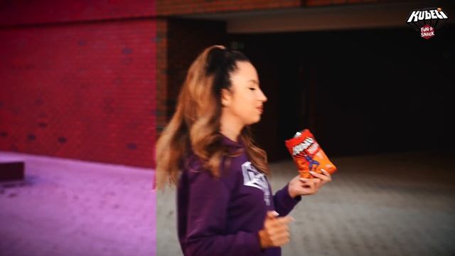 Лилав свят с Kubeti Nacho Cheese смотреть онлайн