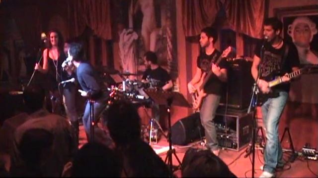 Kostas Bigalis Stella Gourloni & 7000 Watt - To Kapelaki Mou Strava.mpg