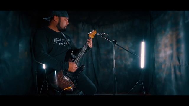 Blink-182 - Voyeur (Cover by Charliest V) смотреть онлайн