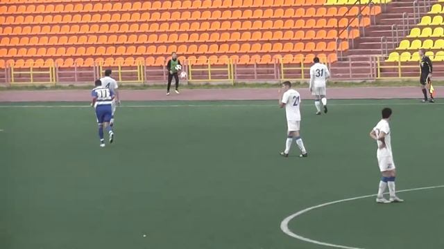 26 тур Металлург-Оскол - Сокол (2 тайм 5 часть) смотреть онлайн