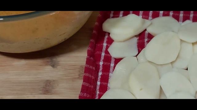 Aloo pakoda recipe | आलू पकोरा रेसिपी | Potato kappa bhajii recipe | potato bajji | cocinanispolina смотреть онлайн