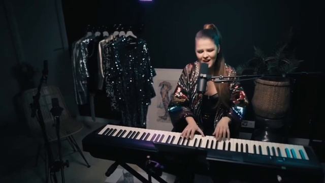 Saara Aalto - Like a Prayer / My Love - Medley смотреть онлайн