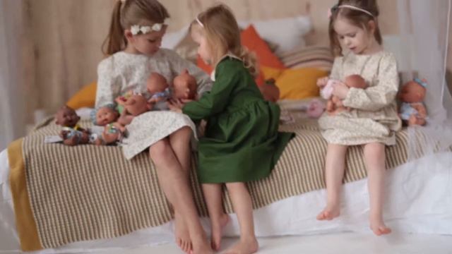 Льняное базовое платье. смотреть онлайн