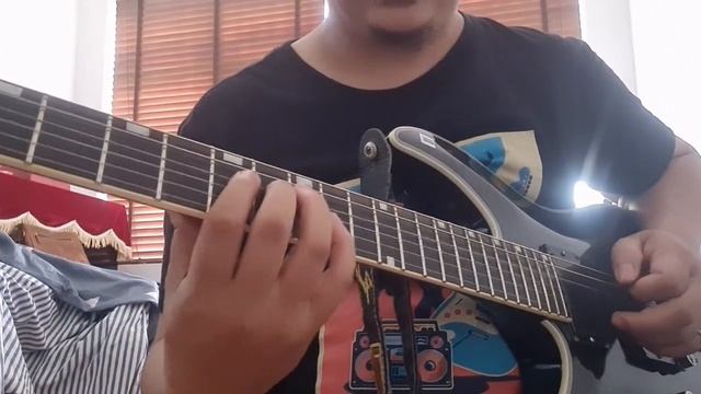 Inside picking, 8th triplet, finger rolling in one exercise ( John Petrucci) смотреть онлайн