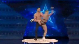 Шоу талантов в Грузии - Безумный танец на роликах