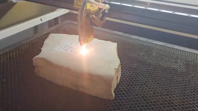 100 Watt 1060 DSP Laser Engraving Stone смотреть онлайн