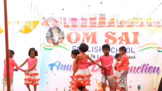 Om Sai English School,Sonkhed || Dist Nanded || Annual function 2023 || Papa mere papa remix song. смотреть онлайн