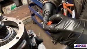 DS404 Powerdivider blown up caused by shockload, spicer differential repair