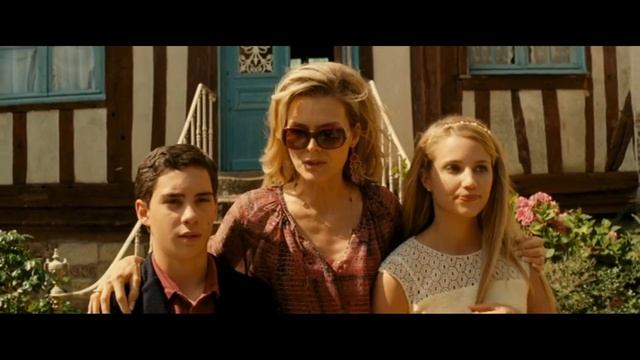 Вежливые, обычные – ничего эксцентричного. Окей?