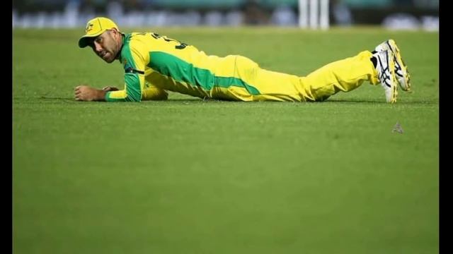 Michael Vaughan On Glenn Maxwell 2021 ఐపీఎల్ వేలంలో అతనికోసం తీవ్ర పోటీ అంటున్న వాన్