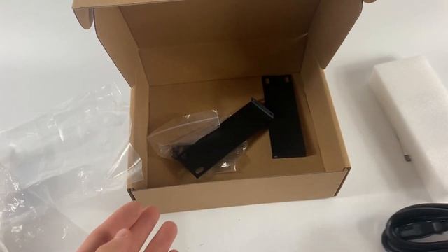 PREZENTACJA SWITCHA RACK RSGE-16 LANBERG смотреть онлайн