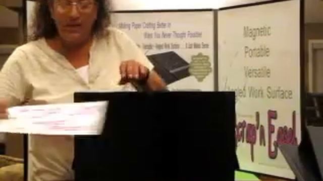 Scrap'n Easel - CHA Top 20 Hot Pick Summer 2011