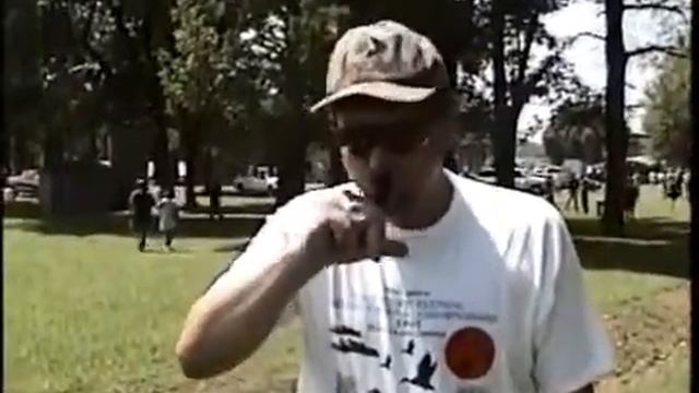 Hobo duck calls. Молодой Кент:) смотреть онлайн