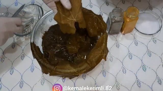 SUSUZ🔴kəfi çıxmadan və qaralmadan 🔴YARPAQ DOLMASININ hazırlanması.👌Азербайджанская кухня🇦🇿 смотреть онлайн