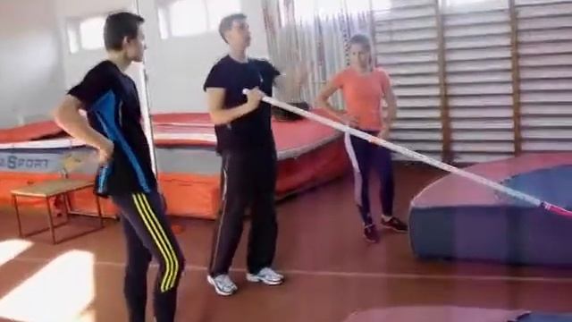 Максим Asmolov