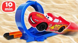 Молния Маквин делает ТРЮК НА ГОНОЧНОЙ ТРАССЕ! Захватывающее видео про машинки для мальчиков