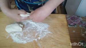 Весенние чебуреки с зелёным луком, яйцом и сыром. Супер вкус.