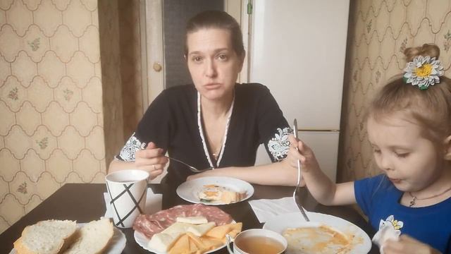 Наше утро//Приготовила вкусный завтрак//Немного о планах смотреть онлайн