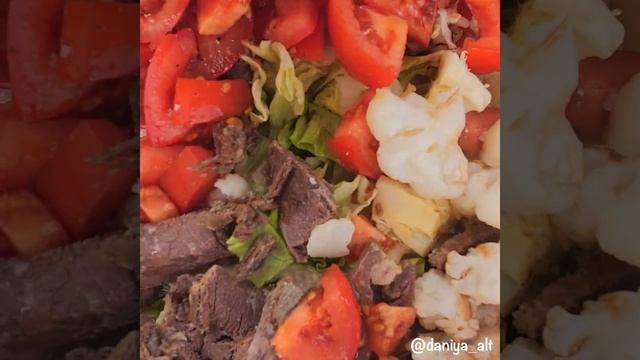 Салат с кониной и овощами смотреть онлайн