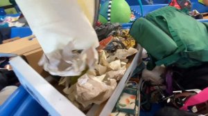 США 🇺🇲 ПОХОД в СЕКОНДХЕНД! СВАЛКА БАРАХОЛКА НАШЛА БРЕНДЫ! МОИ НАХОДКИ САША Л покупки из секонд хенд